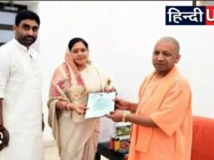 रसोई घर छोड़कर रेखा सिंह ने मंच पर थामा माइक तो बदल गई जिंदगी, अब आधी आबादी के लिए कर रही हैं काम