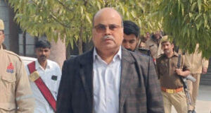 कौशांबी में भाजपा प्रत्याशी के स्ट्रांग रूम में जाने का आरोप पूरी तरह गलत- जिला निर्वाचन अधिकारी ias rajesh rai